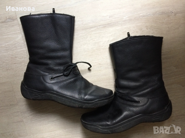 Удобни черни ботуши,естественна кожа.