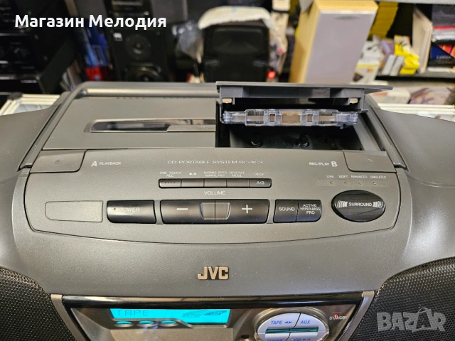 Радиокасетофон с 3-дисков CD чейнджър JVC RC-XC3BX с оригинално дистанционно и книжка., снимка 8 - Радиокасетофони, транзистори - 53455438