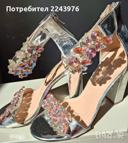 Сребристи сандали с цветни камъни, снимка 2 - Сандали - 50122505