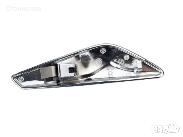 Лайстна за преден десен калник на BMW X4 F26, снимка 3 - Части - 50643824