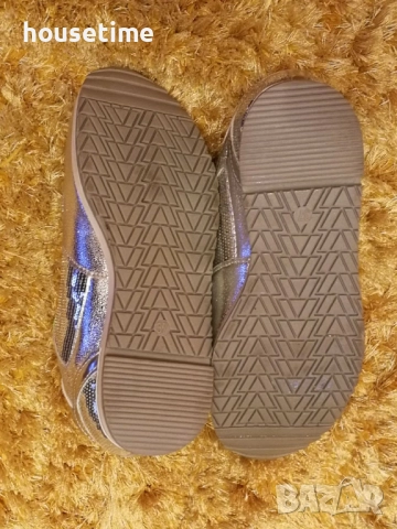 Спортни обувки, снимка 2 - Маратонки - 52475446