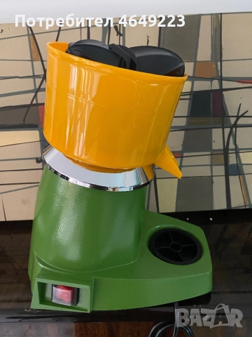 Професионална фреш машина с три представки, снимка 2 - Сокоизстисквачки и цитрус преси - 52390310