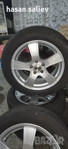 Зимни гуми за Мерцедес 225/55 R17 , снимка 2 - Гуми и джанти - 48695147