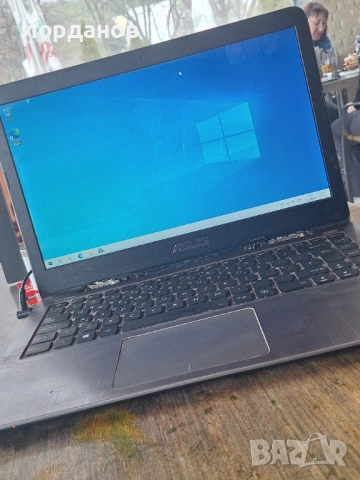 Лаптоп ASUS, снимка 9 - Лаптопи за дома - 53441979