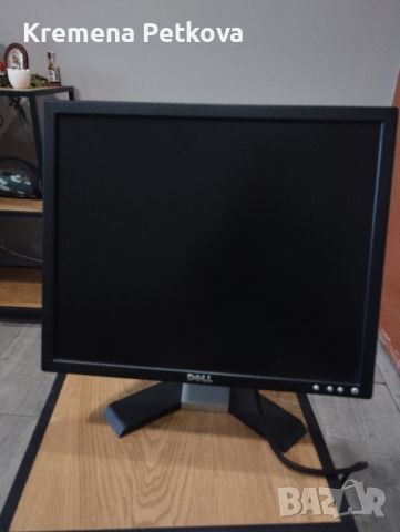 Монитор DELL E178FPc 17 '', снимка 5 - Монитори - 46246016