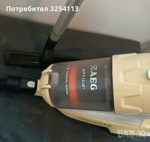 Прахосмукачка AEG 1600W, снимка 4 - Прахосмукачки - 52983730