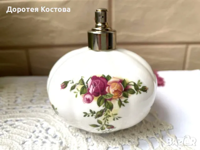 ROYAL ALBERT красиво порцеланово шишенце за парфюм от Англия, снимка 5 - Антикварни и старинни предмети - 49700665