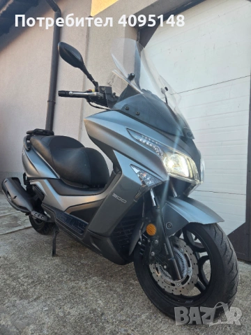 Kymco X Town 300i 2017, снимка 10 - Мотоциклети и мототехника - 53636540