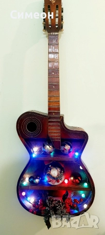 Ръчно изработена етажерка от китара - уникат !