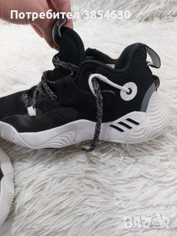 Оригинални маратонки Адидас, снимка 2 - Детски маратонки - 52208616