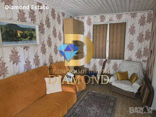 Двуетажна къща в село Ябълково, общ. Димитровград, снимка 4 - Къщи - 51508282