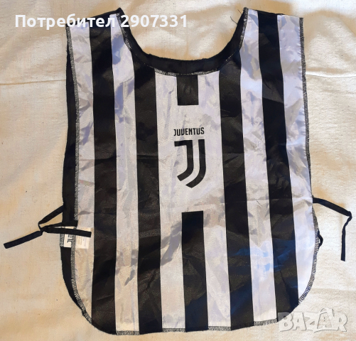 Тренировъчна жилетка на ФК Juventus. Официален продукт, снимка 1 - Фен артикули - 45040645