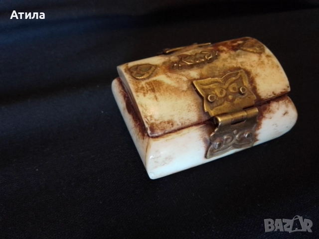 кутийка за бижута кост и месинг, снимка 3 - Бижутерийни комплекти - 52866037