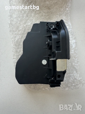 Заключващ механизъм на лява врата BMW e90/e91/e81/e87, снимка 3 - Части - 53615750