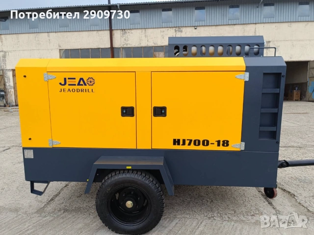 Продавам давам под наем мобилен винтов компресор, снимка 3 - Други машини и части - 54053950