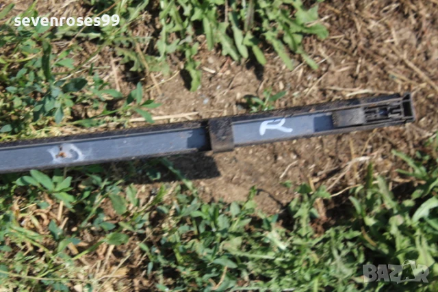 Лайсна таван дясна Мазда 3 2008 2.3i 158hp Mazda 3 седан , снимка 5 - Части - 50661544