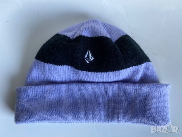 Зимна шапка Volcom  , снимка 2 - Шапки - 43459236