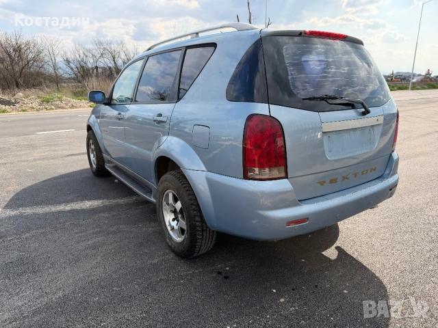 SsangYong Rexton 2.9d 4x4 Автомат 120к.с., снимка 3 - Автомобили и джипове - 53976275