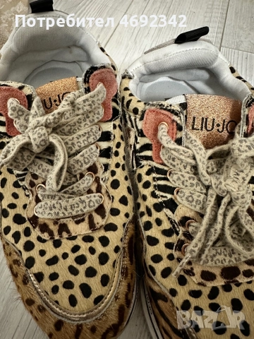 Обувки , снимка 3 - Дамски ежедневни обувки - 52899284