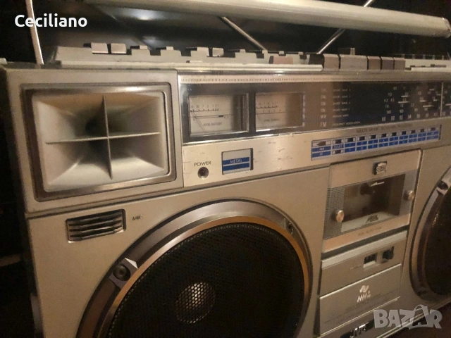 Радиокасетофон  JVC M70L -истински Boombox Ghettoblaster !, снимка 7 - Радиокасетофони, транзистори - 53306503