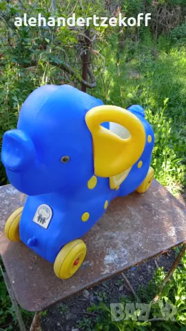 Количка за бутане и яздене слонче, снимка 2 - Детски велосипеди, триколки и коли - 50099473