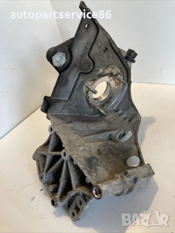 Скоба / държач за Saab 9-3 1.9 TiD 120Hp (2008) 55187918 