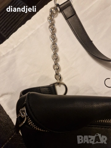 дамска чанта Calvin Klein, снимка 2 - Чанти - 54282724
