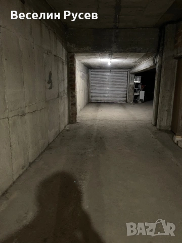 Паркоместа за автомобили и мотори , снимка 11 - Гаражи и паркоместа - 49403893