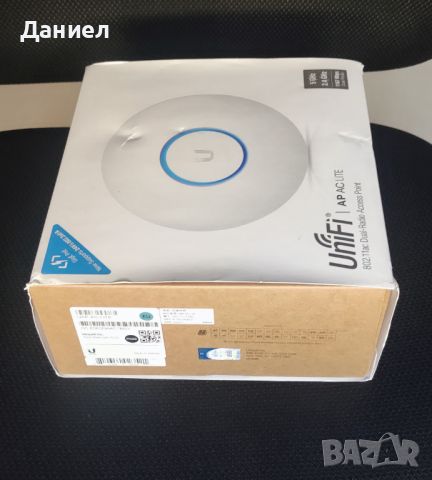 Ubiquiti UniFi UAP-AC-Lite access point с кутия и аксесоари, снимка 3 - Мрежови адаптери - 46262224