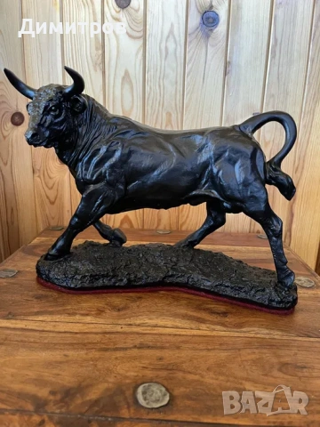 Скулптура пластика на бик 