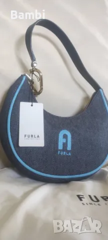 Малка, кокетна, дънкова чанта Furla. Размери 21/22 см., снимка 3 - Чанти - 47702027