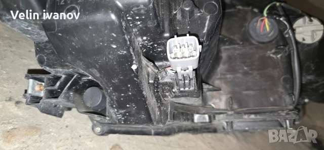 ляв фар за Toyota CH-R, снимка 4 - Части - 50456515