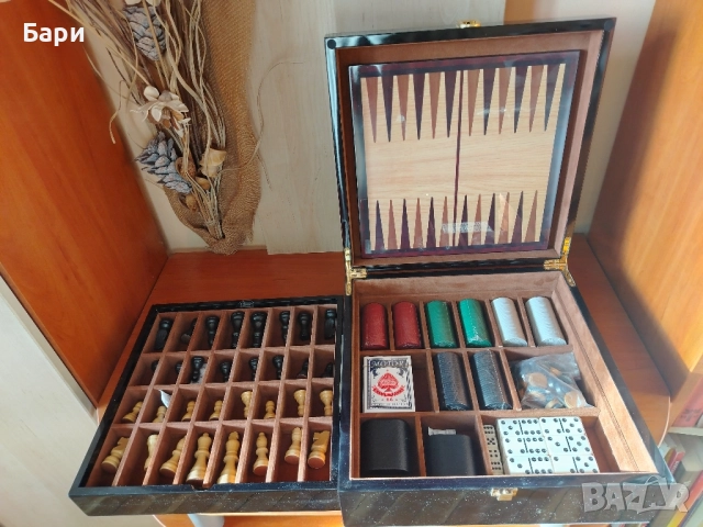 Луксозна кутия с настолни игри шах,табла,карти,домино,зарове, снимка 2 - Антикварни и старинни предмети - 52059605