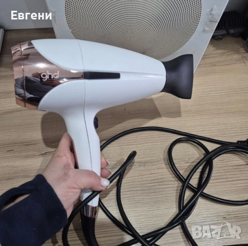 Продавам професионален сешоар ghd, снимка 2 - Сешоари - 53987012