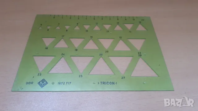 Ретро пластмасов шаблон за триъгълници, зелен, снимка 3 - Антикварни и старинни предмети - 47061788