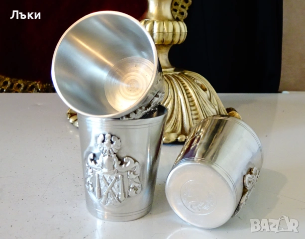 Калаена чаша за ракия,рицар,пушки,орел. , снимка 2 - Антикварни и старинни предмети - 54295431