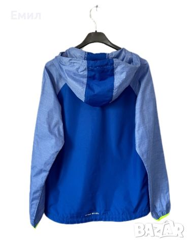 Дамско яке тип ветровка Under Armour Qualifier Active Jacket, Размер М, снимка 4 - Якета - 45456113