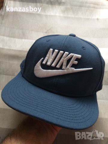 nike - страхотна шапка , снимка 3 - Шапки - 45700809