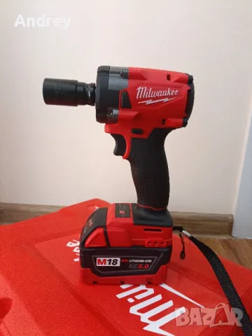 Гайковерт milwaukee m18, снимка 1 - Куфари с инструменти - 48062163