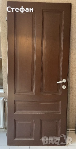 Стари таблени врати