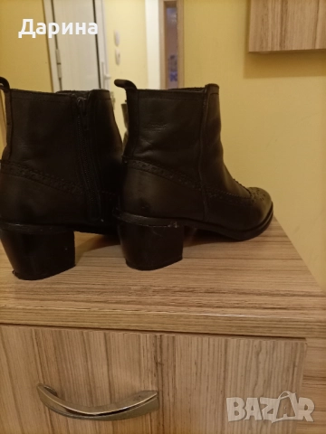 Черни дамски боти от естествена кожа , снимка 2 - Дамски боти - 52410469