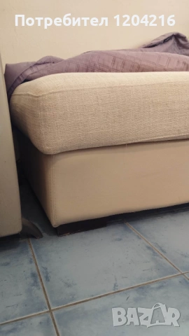 Диван отоманка запазено кремаво бяло, снимка 3 - Дивани и мека мебел - 54113530