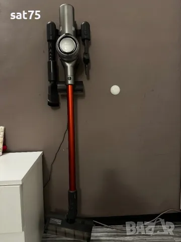 Прахосмукачка вертикална на батерия