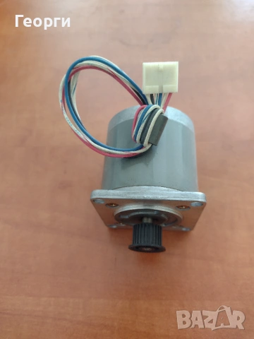 Стъпкови мотори