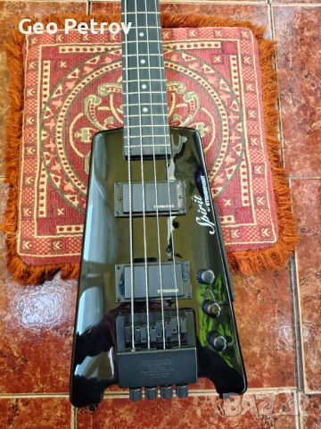 Хедлес бас китара Steinberger