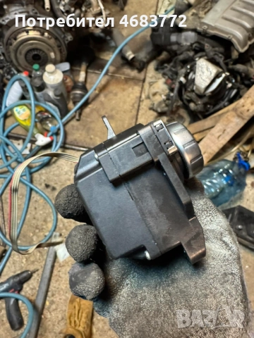 Контролно копче за Мерцедес Mercedes W204 C-Clasa само за 60лв. A2048709558, снимка 3 - Части - 52804821