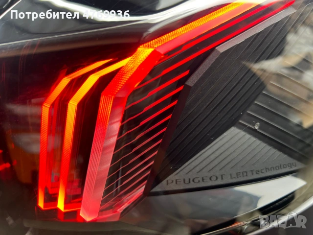 Peugeot 3008 1.6 Plug-in Hybrid 224 к.с.Автомат LED Navi Keyles, снимка 14 - Автомобили и джипове - 53888763