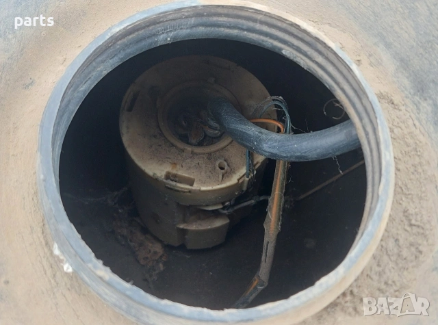 Резервоар със Кошница VW Пасат 3 1.8 Бензин , снимка 8 - Части - 53868018