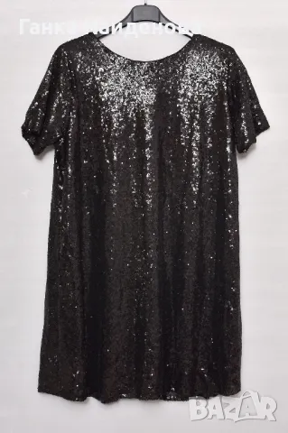 Малка дамска черна рокля, цялата от паети