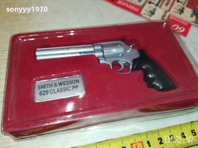 МОДЕЛ НА РЕВОЛВЕР-МЕТАЛЕН 0411250739, снимка 4 - Колекции - 52285766